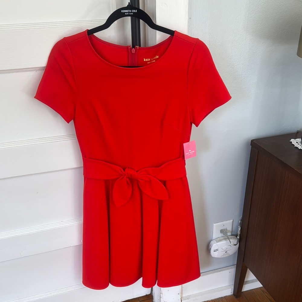 Kate spade Vibrant Red Short Sleeve Dress with Bow brand new